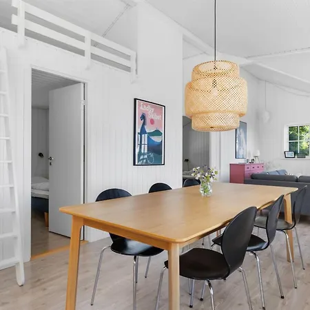 Edvardsine - 40m From The Sea By Interhome
