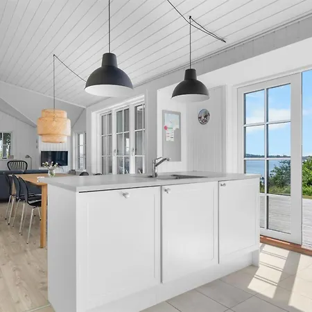 Edvardsine - 40m From The Sea By Interhome *