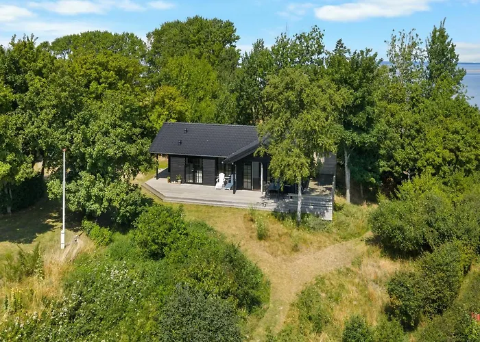 Edvardsine - 40m From The Sea By Interhome