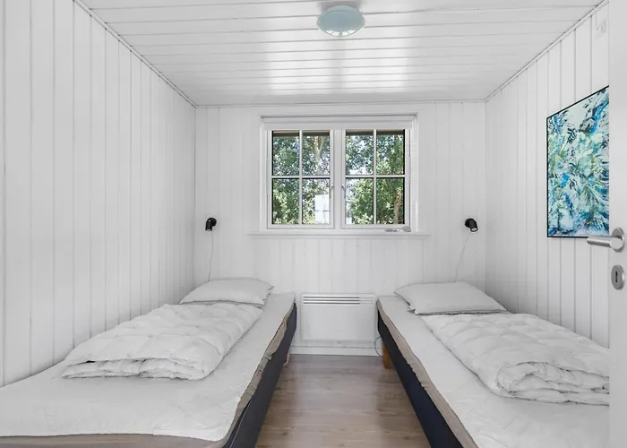 Edvardsine - 40m From The Sea By Interhome *